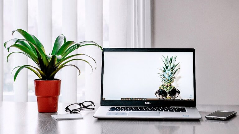 Laptop workspace for automation planning