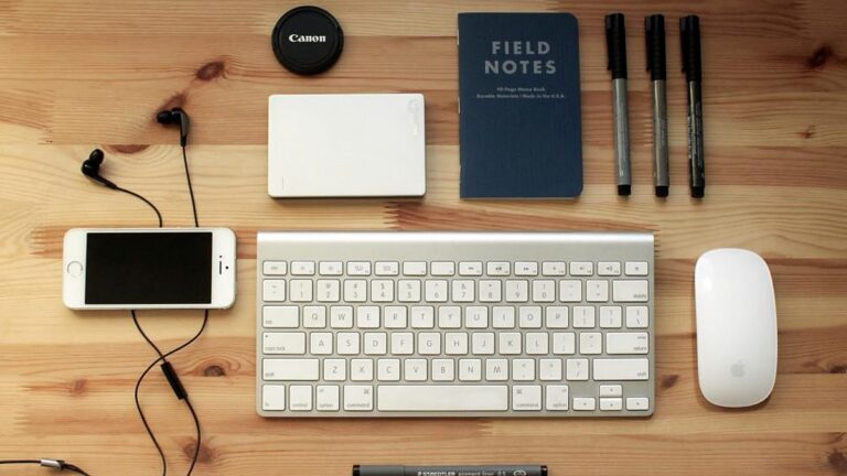 Keyboard and devices on a desk